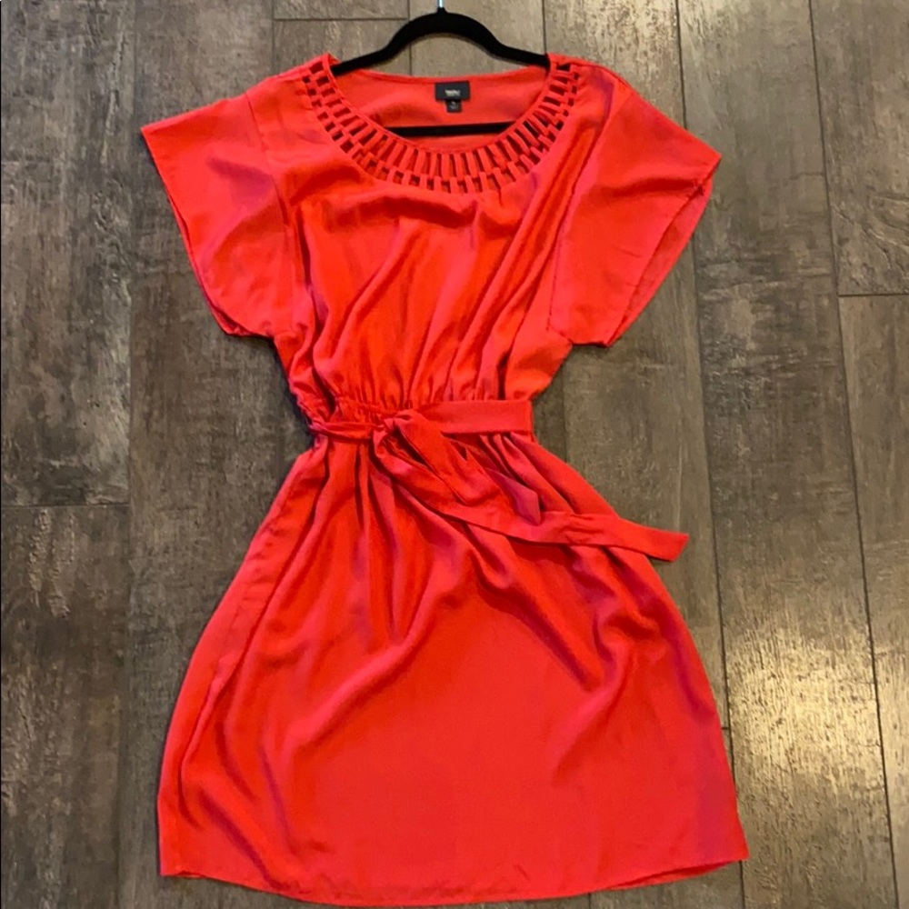 Lightweight dress! Perfect for spring / summer!